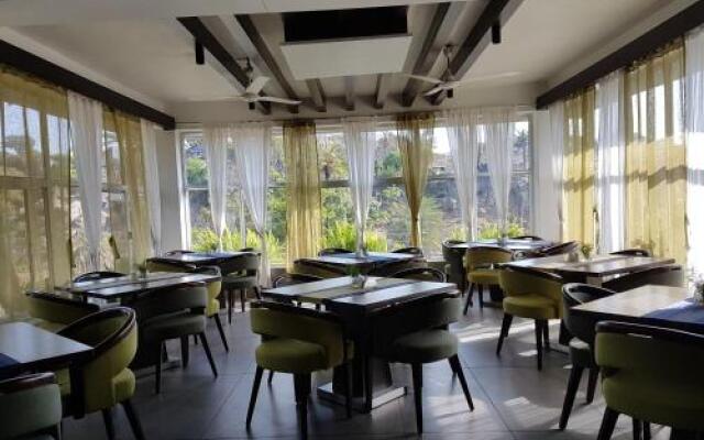 Hotel Aravali
