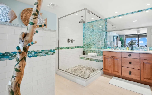 Vast Oceanfront Views Pool Patio Tennis