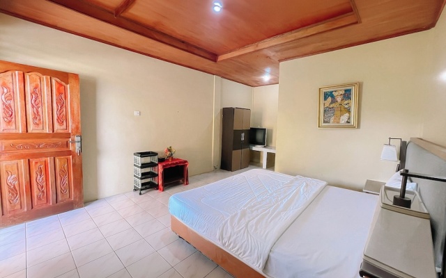Doni Guest House by Staigo – Guest Rooms – Tuk Tuk