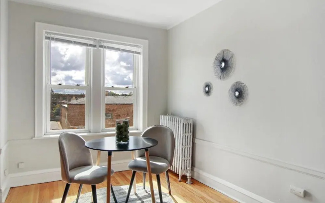 Charming 1BR in Old Irving - Cullom B3