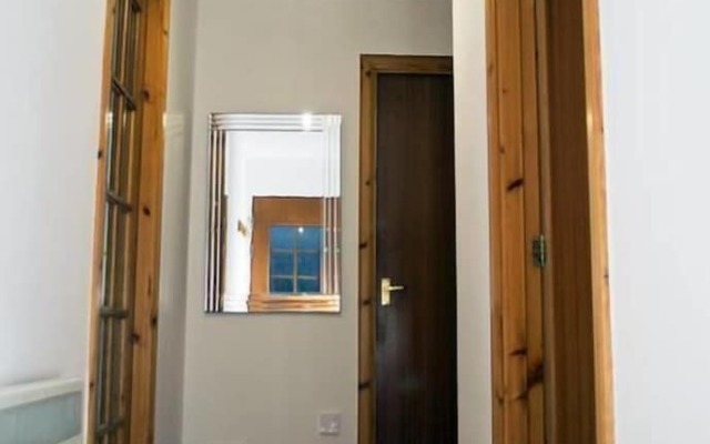 Fantastic Flat near Inverness Center