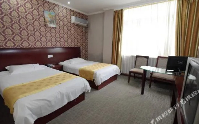 Xinshiji Business Hotel(溧阳新世纪商务宾馆)