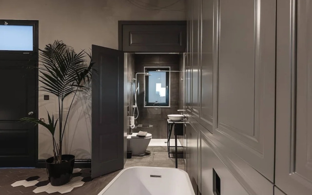 Rabat l.o. MDINA-THE BEDROOM-TUB