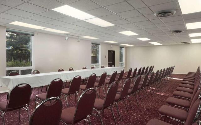 Comfort Inn Westside-Kelowna