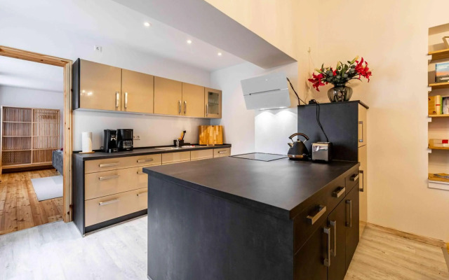 Großer Terrassentraum in Klein Venedig