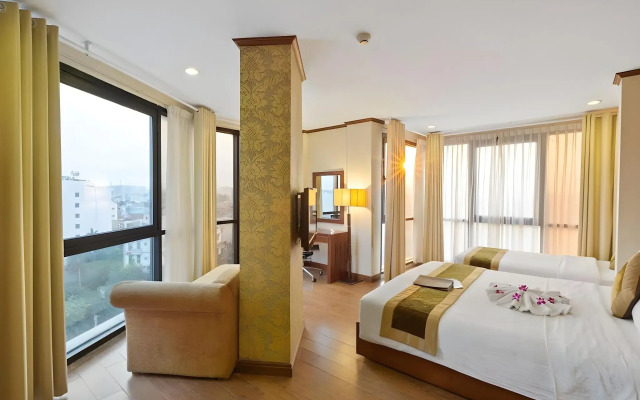 Sunset Westlake Hanoi Hotel