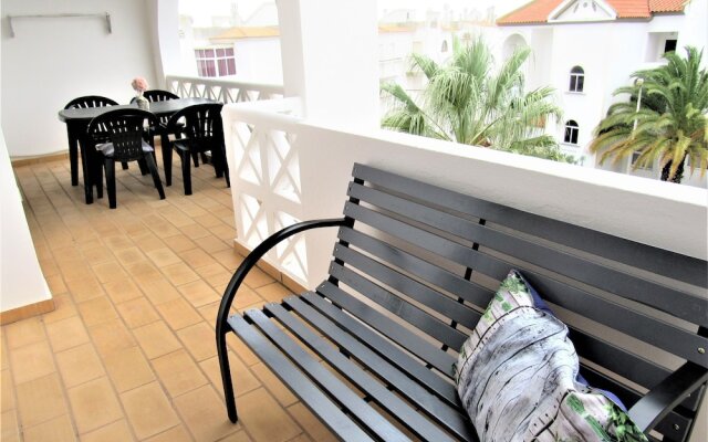 Albufeira 2 Rooms Central Large Apart, Pool, Wifi