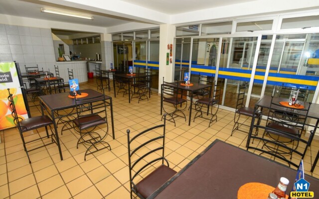 The N1 Hotel & Campsite Victoria Falls