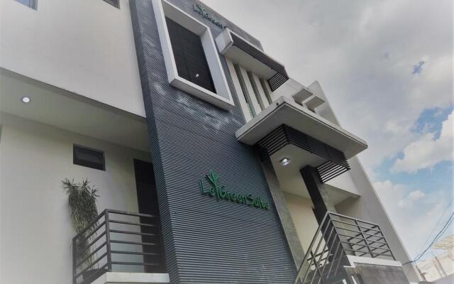 LeGreen Suite Setiabudi