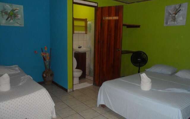 Hotel El Icaco Tortuguero