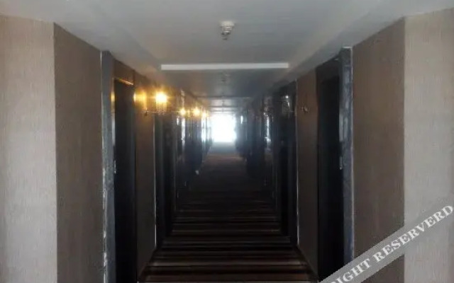 Super 8 Hotel Weifang Shengli Dong Jie