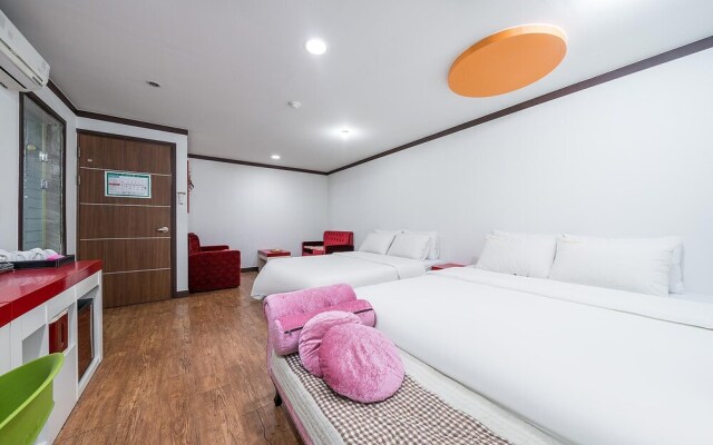Suwon Hotel Avenue