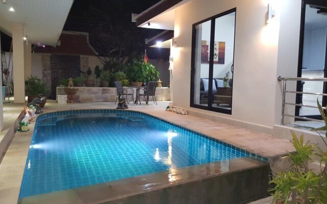 Baan Sanom