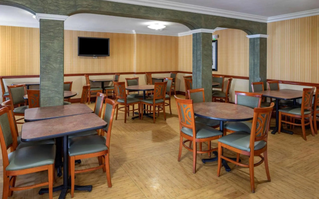 Quality Inn Placentia Anaheim Fullerton