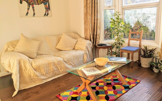 Highbury House Apartment