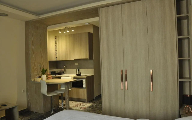 Agias Sofias Street Luxurious Studio