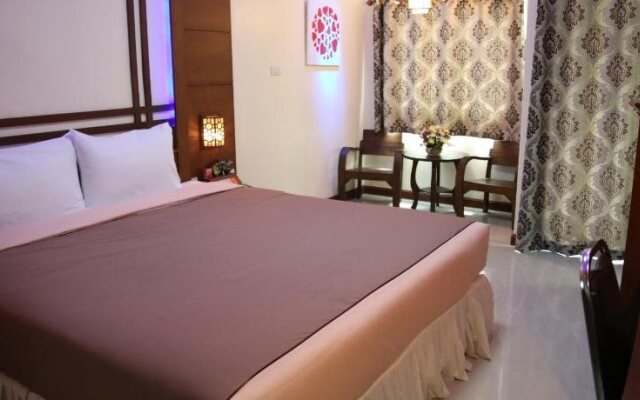 Baankuer Place and Spa