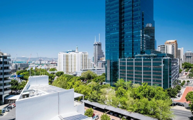 702 Metropolitan in Cape Town