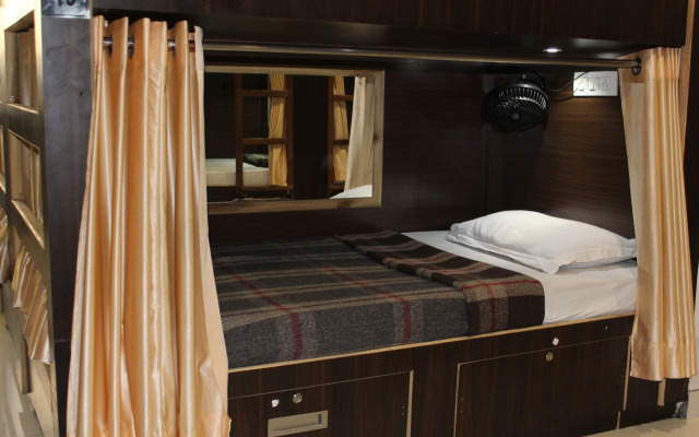 Paradise AC Dormitory