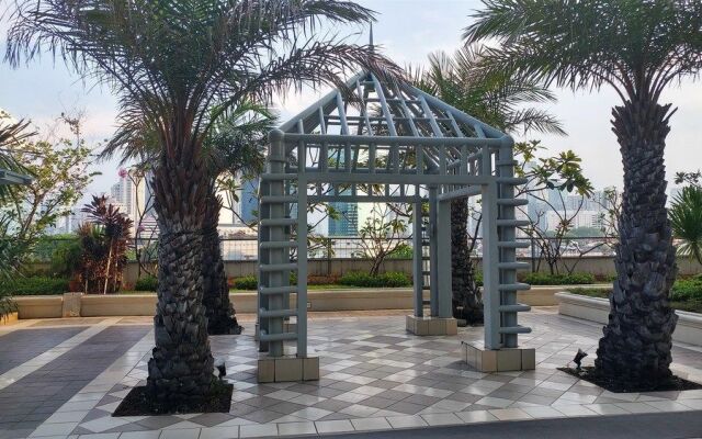 Exclusive 1 Bedroom Batavia Apartment by Travelio