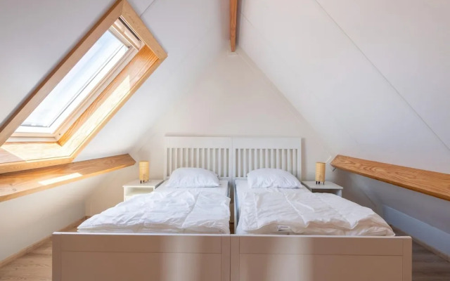 Cozy Holiday Home on the Westhinder Domain
