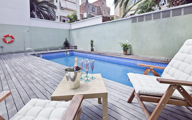 MSB Gracia Pool Terrace Center