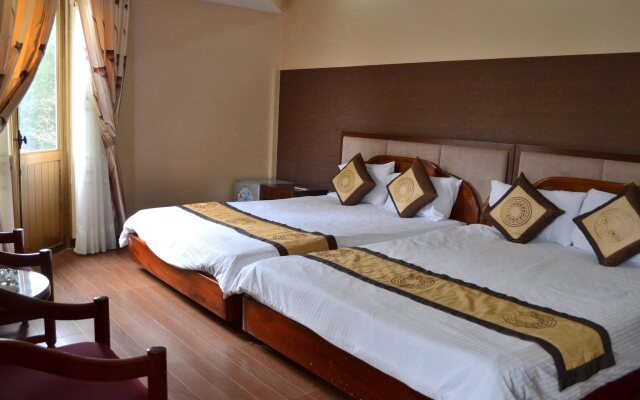 Van Ly Hotel