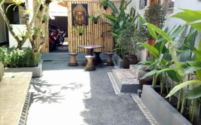 Candra Surf Homestay