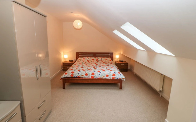 Barn End, 9 Stad Clynnog