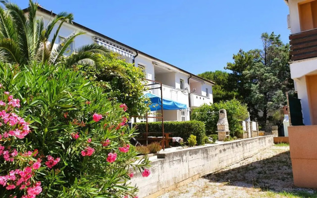 Simic Apartments