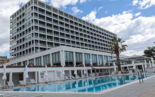 Makedonia Palace