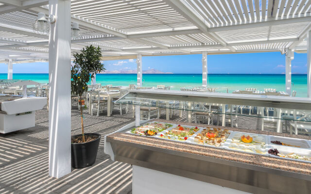 Aeolos Beach Hotel
