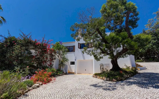 Sequana Fabulous Spacious Villa Perfect for Fami