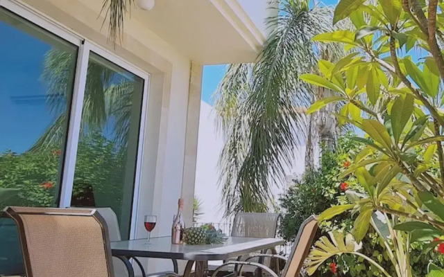 51 PER - Sunny Bay Villa