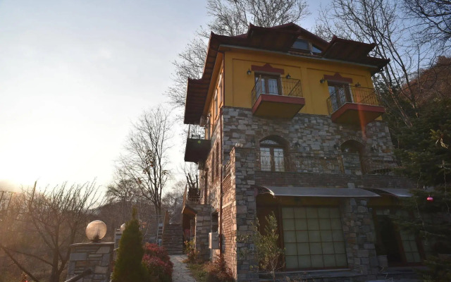 Santa Marina GuestHouse