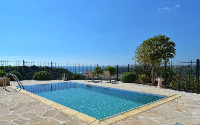 Stunning 3 bedroom villa 'BZ01' with private pool, stunning views, communal pool and resort facilities, Zephyros Village on Aphrodite Hills Re