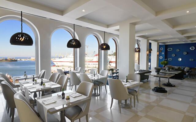 SeePort Hotel