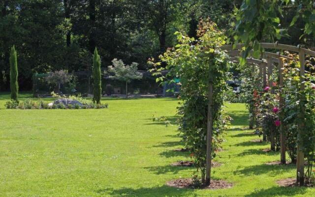 Gîte La Chapelle-Montligeon, 3 pièces, 4 personnes - FR-1-497-103