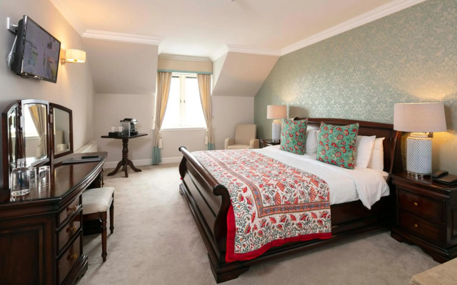 Schull Harbour Hotel & Leisure Centre