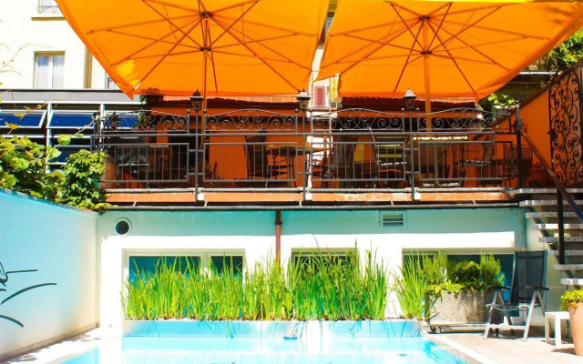 ROESLI Guest House