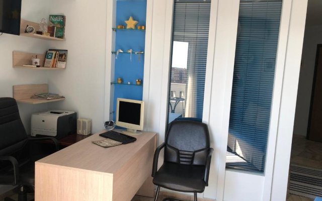 Office-Studio Theoxaris
