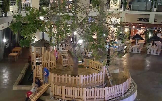 Seaside Village Apartments