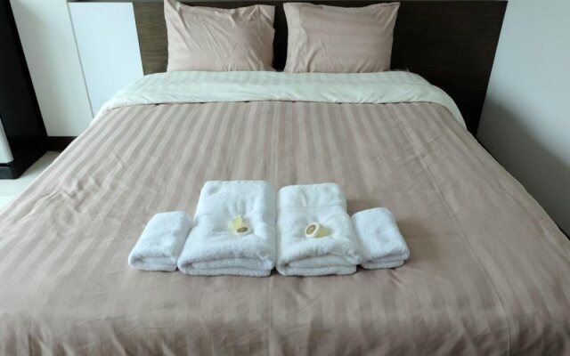 Charoenporn Hotel