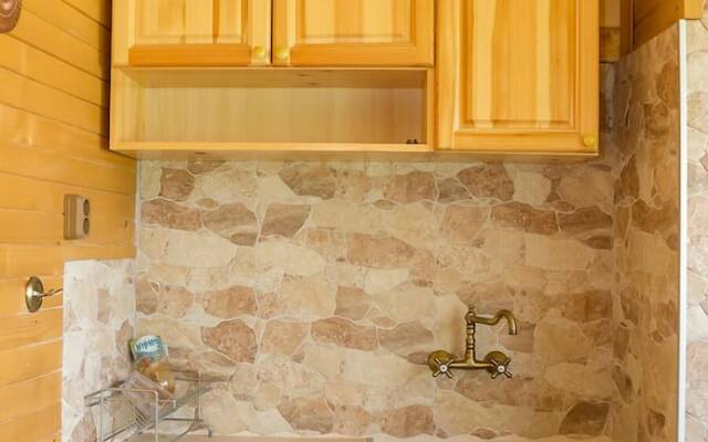 FM Premium Guest House - Kalimantsi