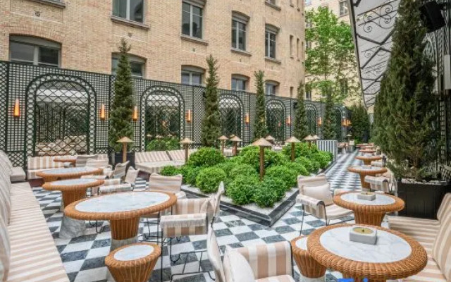 Sax Paris, LXR Hotels & Resorts