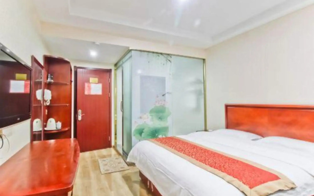 Hongri Zhongtian Express Hotel (Hefei Baohe Garden Branch)