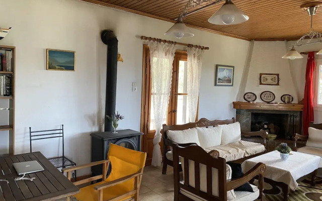 Cosy Calm Cottage in Olive Trees With sea View