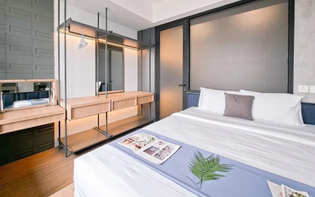 1Br Near Alam Sutera Mall At Collins Boulevard Apartment