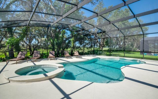 Solterra - 6112 Broad Oak Drive