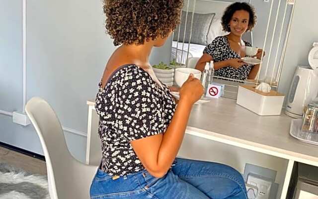 71 on Albert Guest House